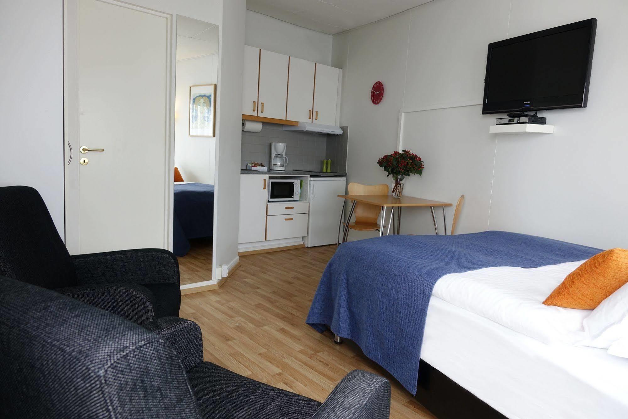 Castle House & Embassy Luxury Apartments Reykjavik Bagian luar foto