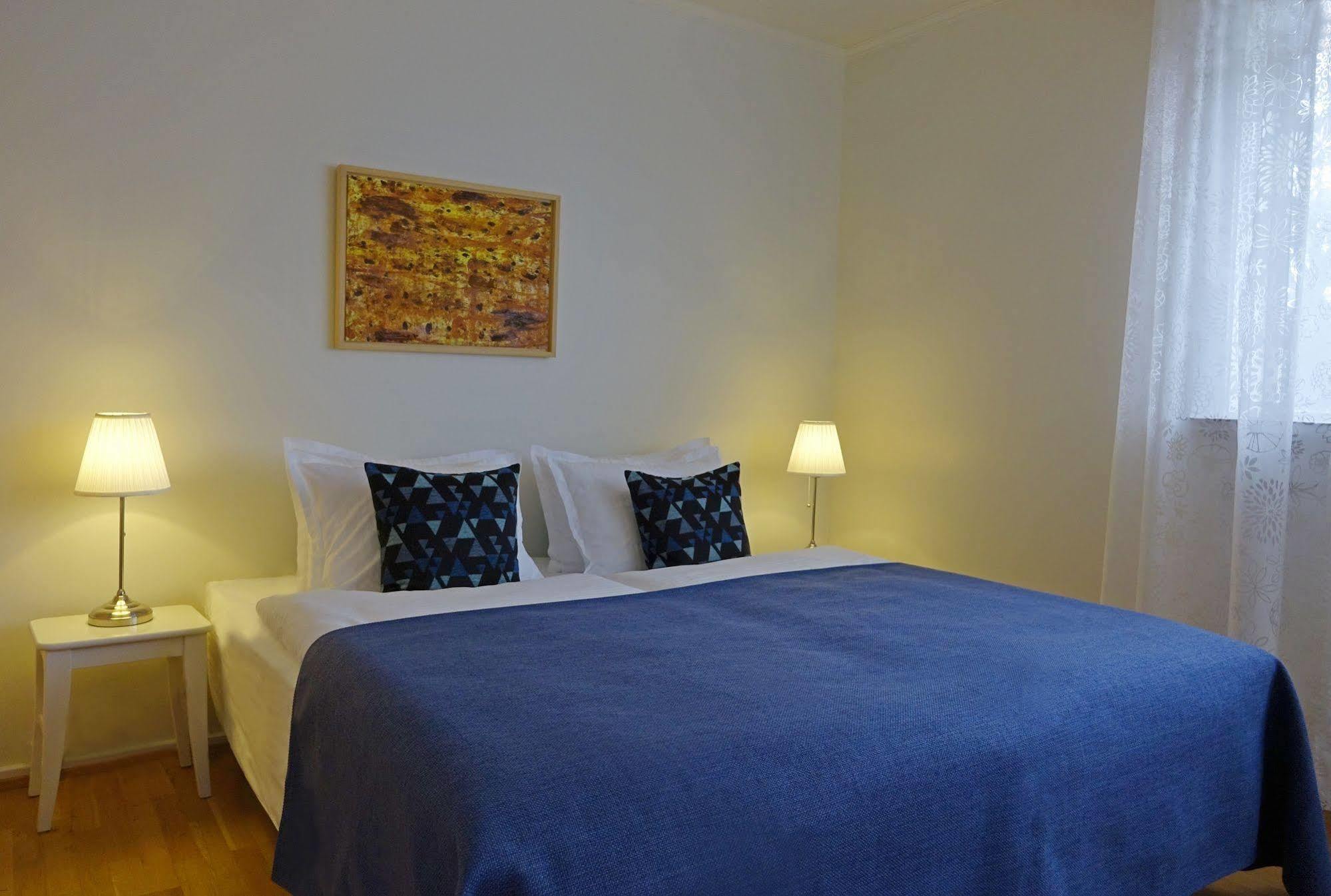 Castle House & Embassy Luxury Apartments Reykjavik Bagian luar foto