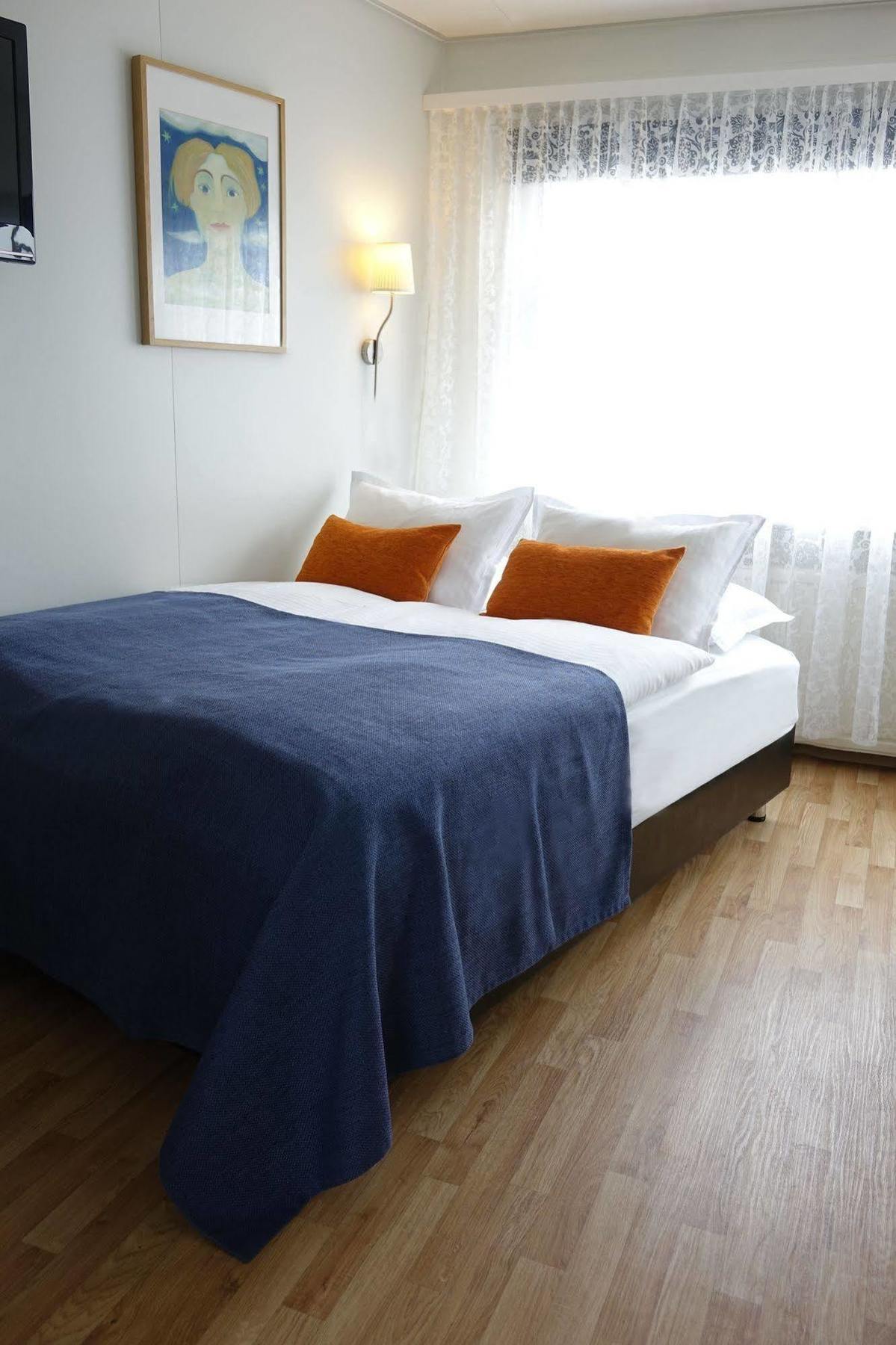 Castle House & Embassy Luxury Apartments Reykjavik Bagian luar foto